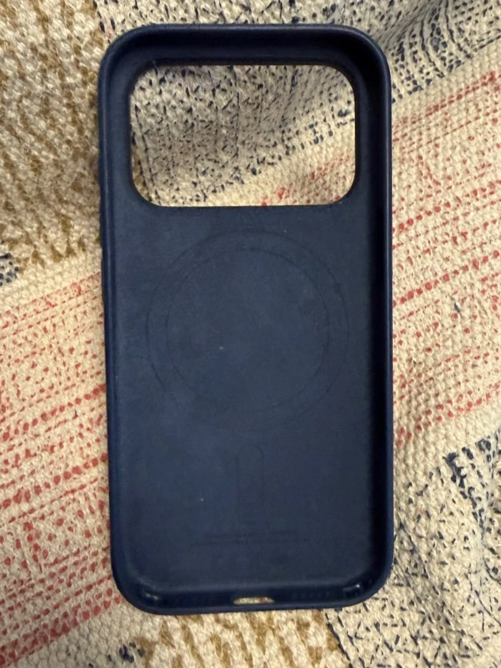 Original Apple iPhone 17 Pro Silicone Case with MagSafe – Midnight Navy